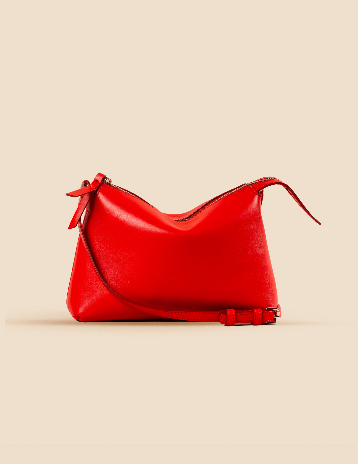 The Hudson Clutch- Scarlet